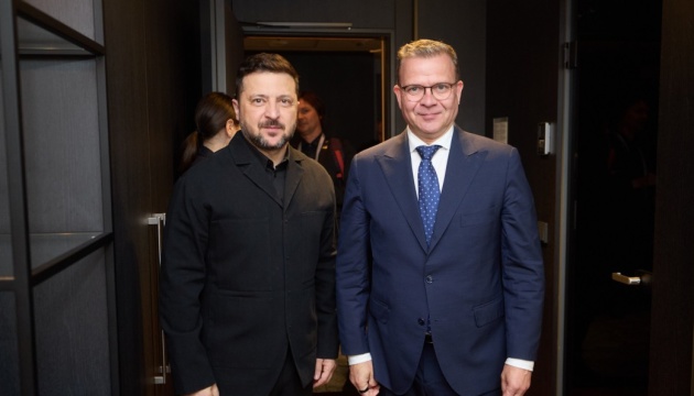 Zelensky à Tallinn : La préparation de l'accord sur les drones et le programme antimissile balistique