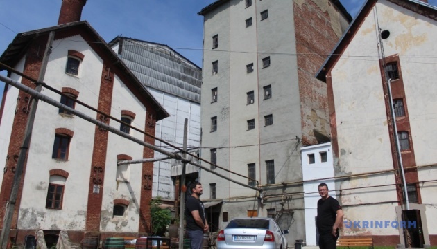 Старий пивзавод у Мукачеві виявився середньовічним палацом
