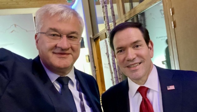 Sybiha a discuté avec Rubio du processus de paix et de l'attaque russe contre la Laure des Grottes 