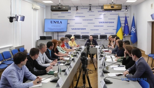 Лобіювання в Україні: оподаткування діяльності та роз'яснення НАЗК