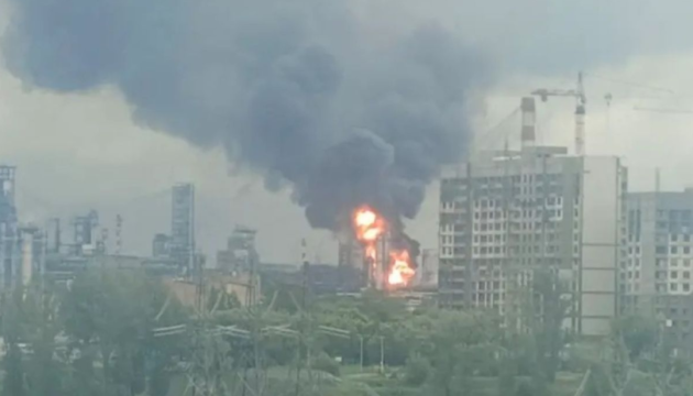 Сили оборони уразили Тюменський НПЗ