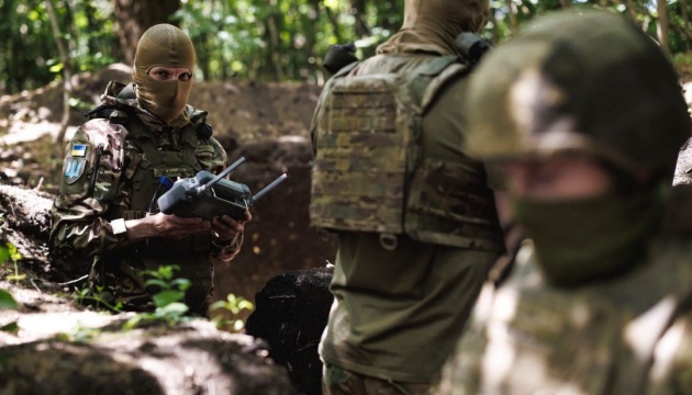 На фронті від початку доби сталося 44 зіткнення, ворог найбільш активний на трьох напрямках