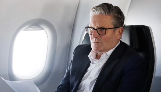 EU reviews plans for July summit with UK following Starmer's resignation