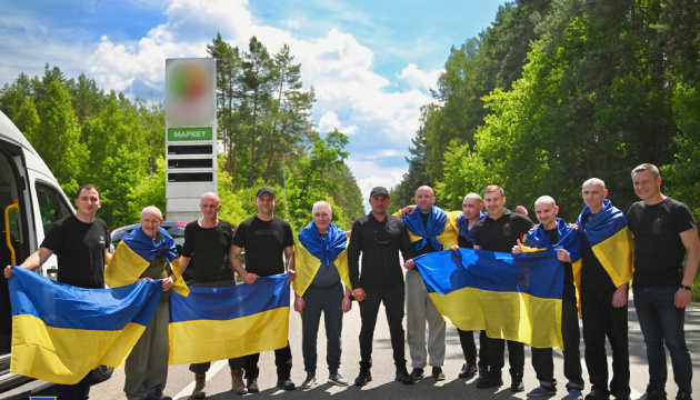 СБУ показала ексклюзивні кадри з обміну полоненими