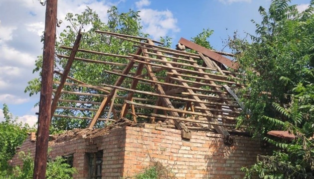 Росіяни з вечора понад десять разів атакували Дніпропетровщину, є пошкодження