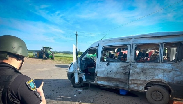Росіяни за добу завдали майже 100 ударів по Сумщині, постраждали 10 людей