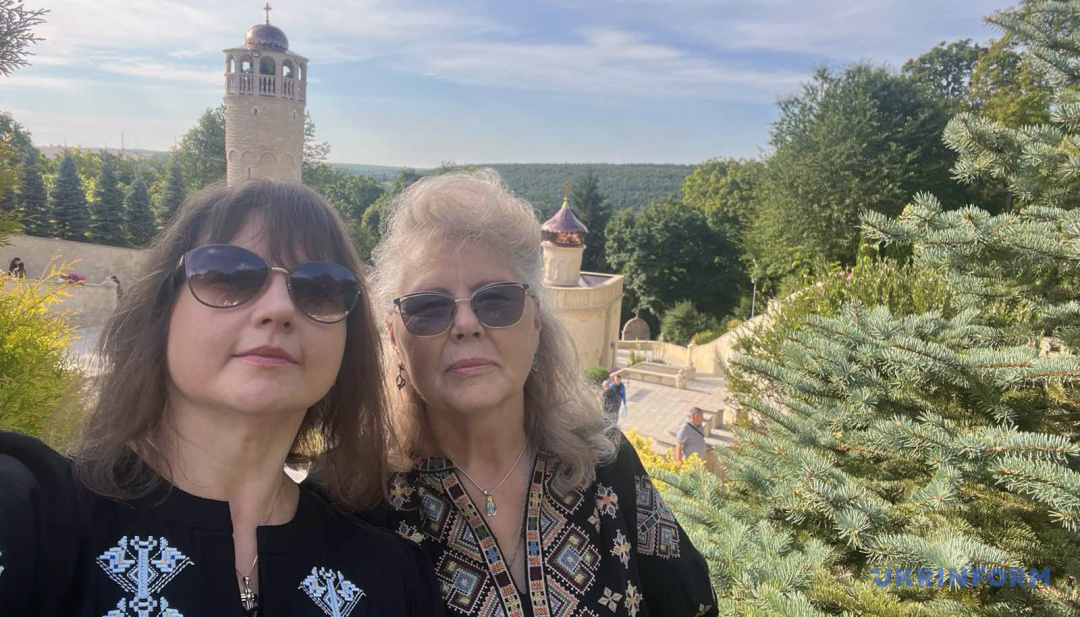 Надія Щирба з племінницею Галиною Ткаченко