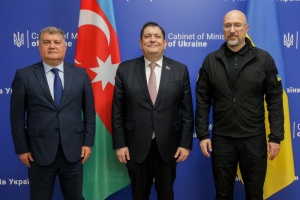 Shmygal trata la recuperación del sector energético ucraniano con representantes del parlamento azerbaiyano