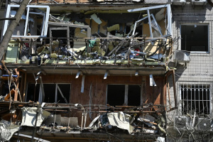Aumenta a 17 el número de muertos por el ataque ruso a Kyiv