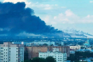 Les forces de défense ukrainiennes frappent la raffinerie de Syzran, dix pétroliers et quatre ferries russes