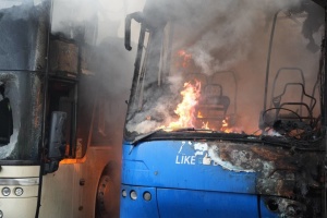 Zelensky : Aujourd'hui encore, les Russes ont "vaincu" des autobus, des immeubles d'habitation et un hôpital 