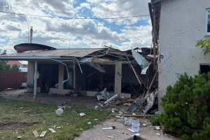 Eine Tote und ein Verletzter nach russischem Raketenangriff im Rayon Odessa