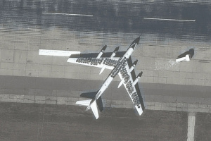 Selenskyj bestätigt Zerstörung von Tupolew Tu-95 auf Militärflugplatz im russischen Engels  