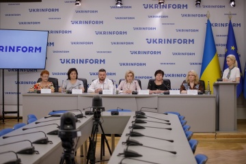 Проєкт постанови Кабміну про внески і збори у сфері фармконтролю: позиція аптечних асоціацій