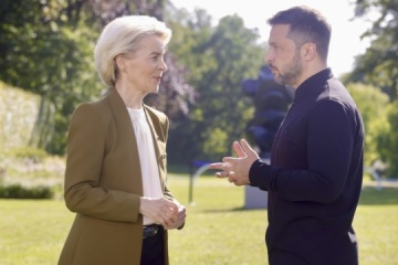 Von der Leyen : l'UE envisage d'étendre le modèle du Drone Deal aux missiles et aux systèmes de défense aérienne