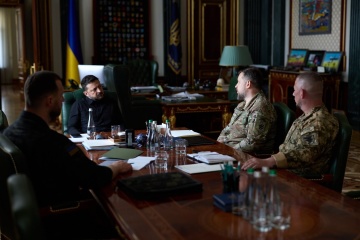Командири в кабінеті Зеленського| Удар по штабу фсб рф|Ракети FP в Домодєдово|Тріумф Іспанії ЧС-2026