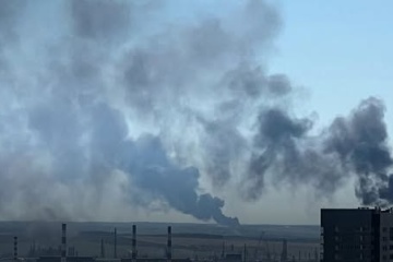 Drones del SBU atacan la refinería de Lukoil en Perm, a 1.500 kilómetros de la frontera