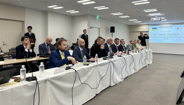 Sybiha invita a las empresas japoneses a participar más activamente en la reconstrucción y modernización de Ucrania