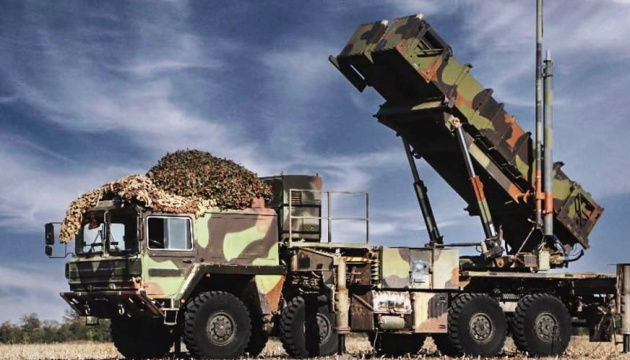 L'Ukraine demande à ses partenaires de lui fournir dès maintenant des missiles Patriot issus de leurs stocks, annonce le ministre de la Défense 