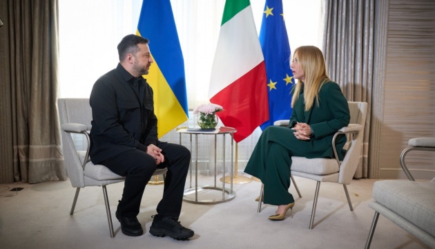 Meloni bekräftigt bei Treffen mit Selenskyj in Ankara Italiens Unterstützung für Ukraine