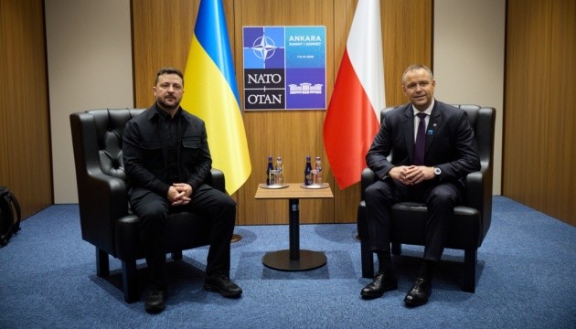 Zelensky après sa rencontre avec Nawrocki : Nous avons convenu de poursuivre le dialogue