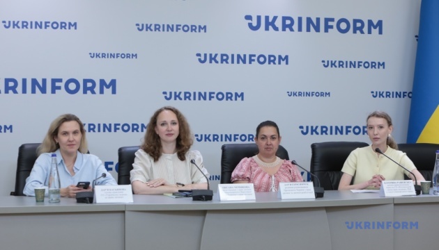 Повернення викрадених українських дітей