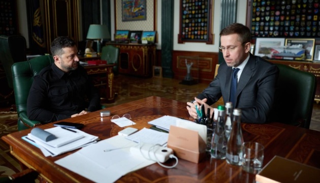 Зеленський обговорив із головою правління Нафтогазу виклики в енергетичній сфері