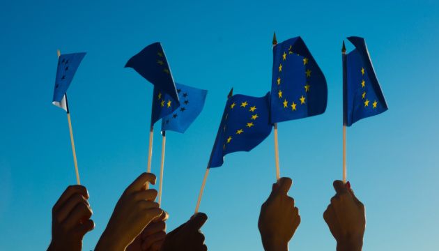 L'Union européenne ouvre officiellement le sixième chapitre des négociations d'adhésion avec l'Ukraine