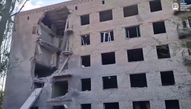 Russian aerial bomb attack on Kramatorsk kills two