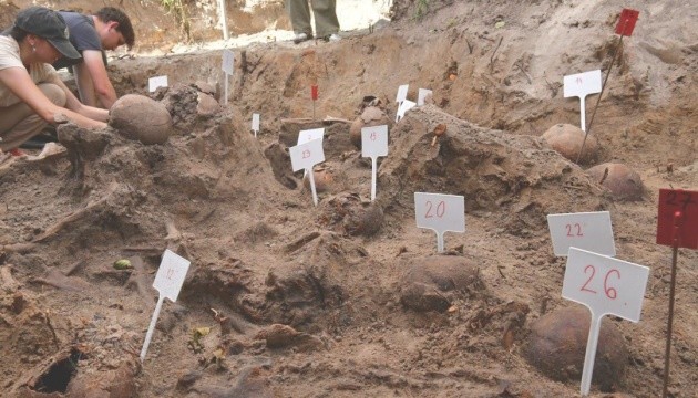 Exhumation work completed in Volia Ostrovetska, Volyn region, remains of 48 people found