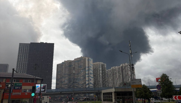 У Москві заявили про атаку безпілотників, аеропорти призупинили роботу