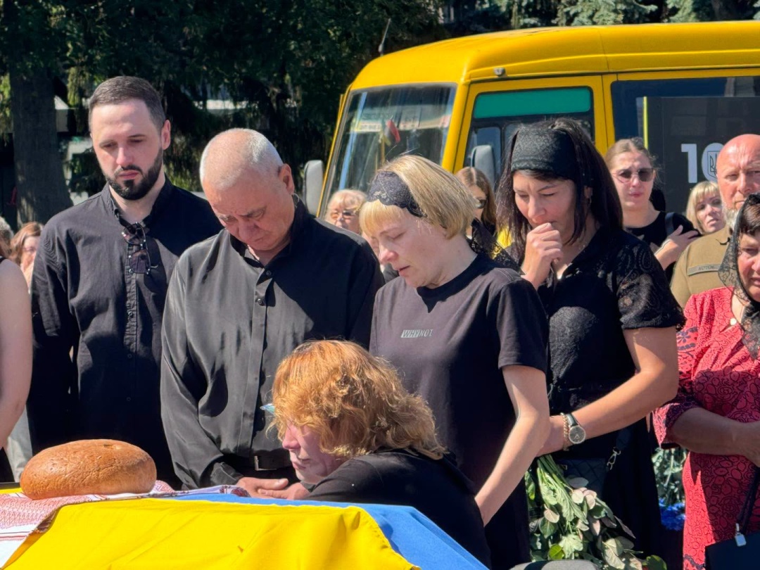 Пам’яті ювеліра та захисника Віталія Царука