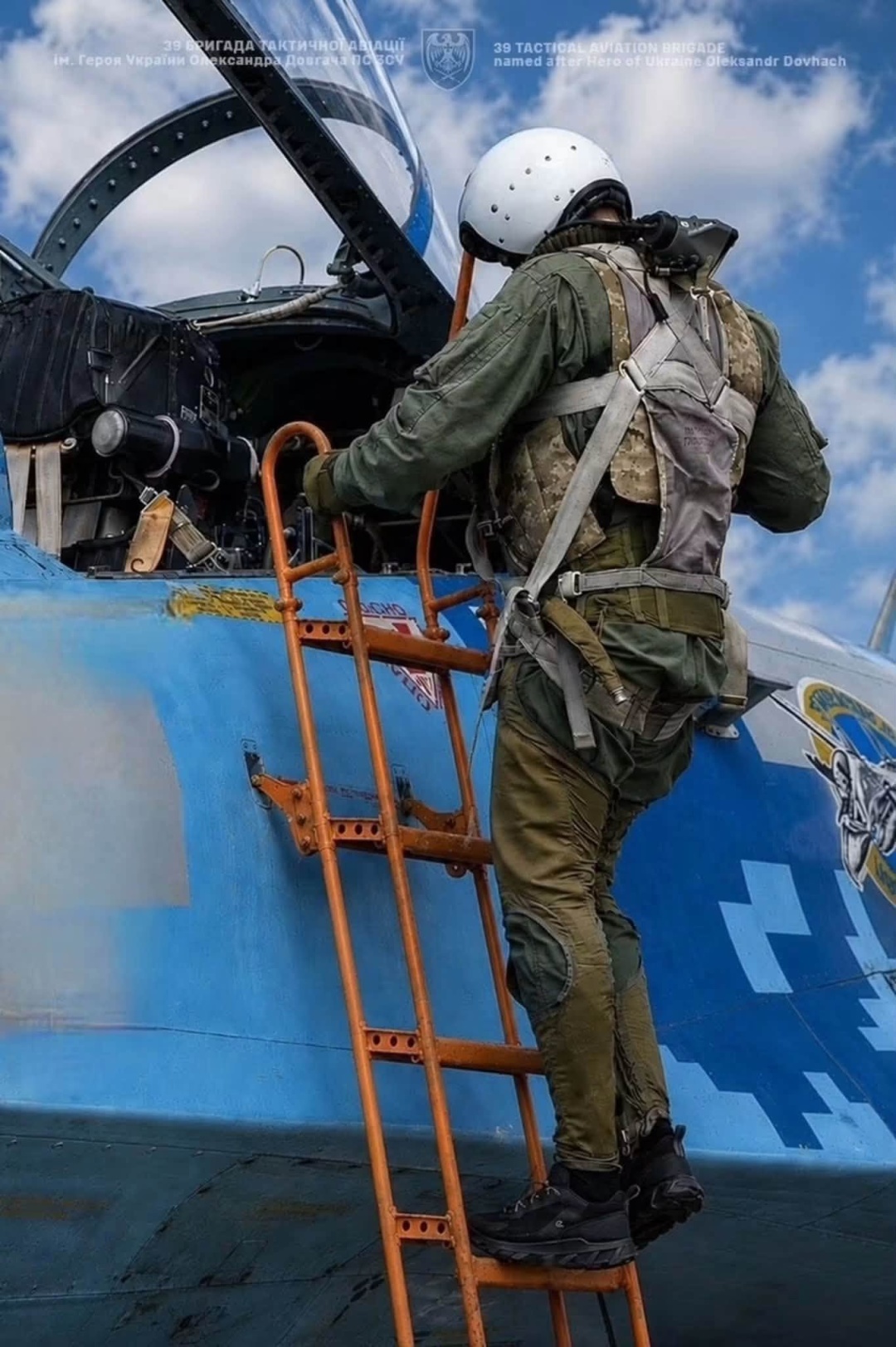 Льотчик винищувача Су-27 точним ударом знищив артилерійську позицію росіян на Запоріжжі