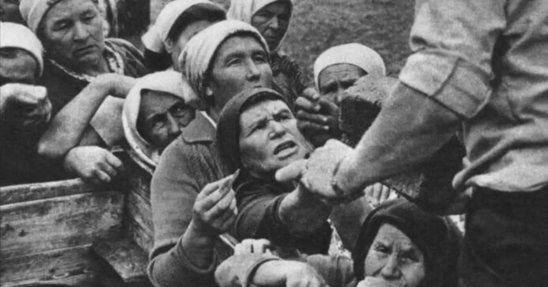 Черга за хлібом в СРСР