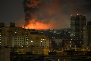 Attaque balistique contre Kyiv : neuf morts, le nombre de blessés s'élève désormais à 33