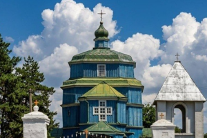 Une église ukrainienne en bois du XVIIIe siècle détruite par une attaque de drones russes dans la région de Kherson