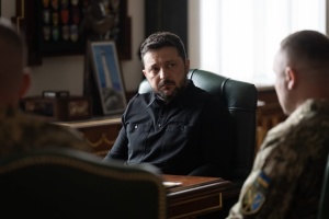 Zelensky trata con Drapaty reforzamiento de la defensa de Kostyantynivka y Slovyansk y cambios de personal en las Fuerzas Armadas