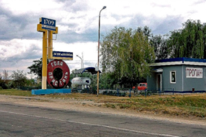 Sous occupation russe, les habitants de Hola Prystan en Ukraine vivent sans électricité, sans réseau, et manquent de nourriture et de carburant