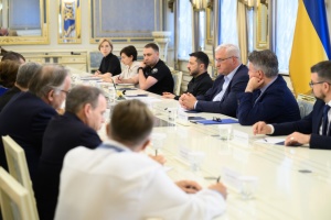 Zelensky aborda medidas para reforzar el apoyo a Ucrania en el mundo con la delegación del Congreso Mundial de Ucranianos
