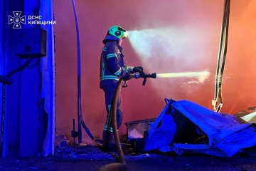 مقتل 14 شخصاً وإصابة 22 آخرين خلال هجوم روسي ليلي على منطقة كييف