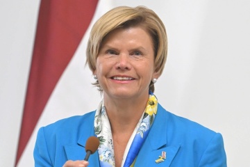 Lettische Außenministerin besucht Kyjiw