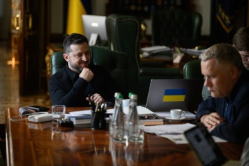 Zelensky ha hablado con Pashinián