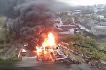 Opération Peklo-2 : les militaires d’Azov détruisent des dépôts de carburant russes dans la région de Donetsk