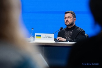 Zelensky: Ucrania debe ser competitiva con Rusia en ataques de largo alcance