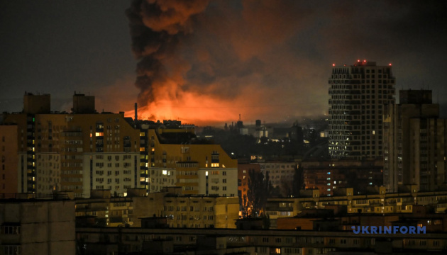 Attaque balistique contre Kyiv : neuf morts, le nombre de blessés s'élève désormais à 33