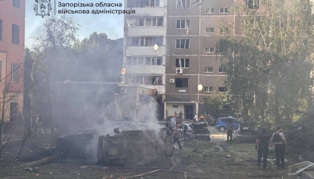 Ворог знову вдарив КАБами по Запоріжжю, 11 поранених
