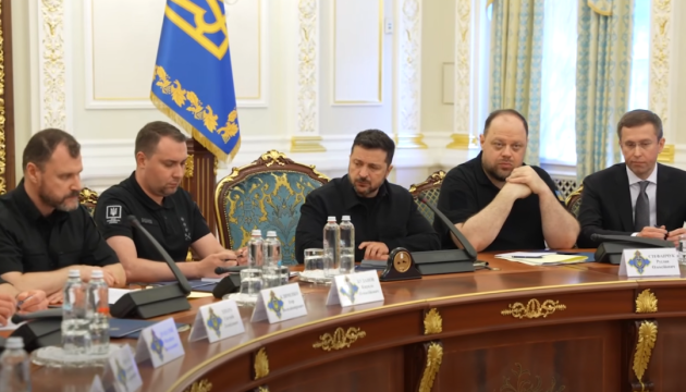 Менше ракет для ППО від партнерів може бути спробою зробити Україну більш поступливою - Зеленський
