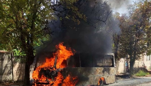 L'armée russe a visé un bus dans la région de Dnipropetrovsk, tuant le chauffeur