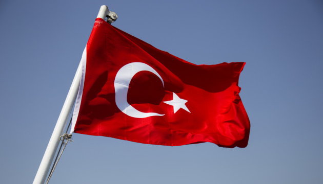 Türkiye, Karadeniz'e ticari gemi trafiğini kısıtladı — Bloomberg