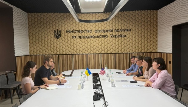 Україна після атак Росії звернулась до США за допомогою у закупівлі обладнання для зберігання зерна